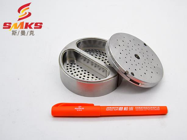 噴絲板去毛刺，用擠壓研磨機