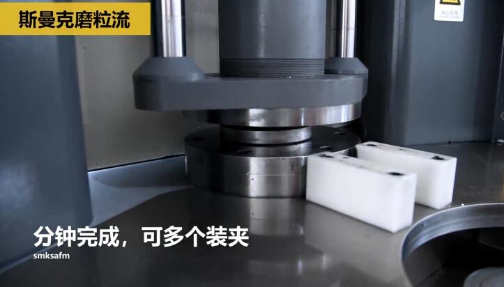冷鐓模具內(nèi)孔拋光，<a href='http://' target='_blank'><u>流體拋光機(jī)</u></a>來執(zhí)行